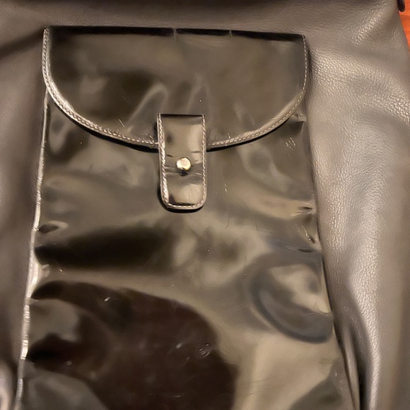 Delvaux Gray & Black Patent Leather Crossbody - Picture 2 of 6